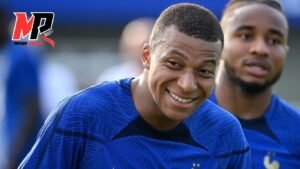 Copine de Mbappé 2023 : Les Dernières Nouvelles et Rumeurs sur sa Relation