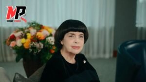 Où vit Mireille Mathieu : Découvrez sa maison à Avignon et sa carrière légendaire