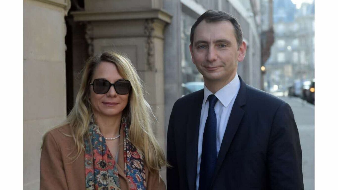 Qui est le Compagnon de Laurent Jacobelli ?