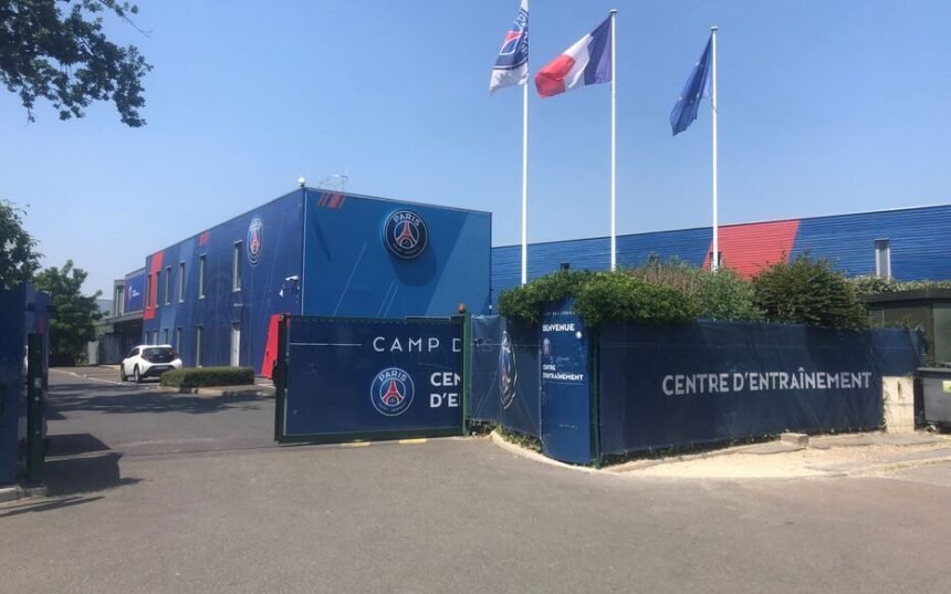 La culture du rugby à Paris : du terrain à la rue